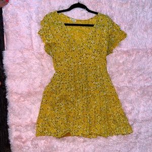Beautiful yellow sundress